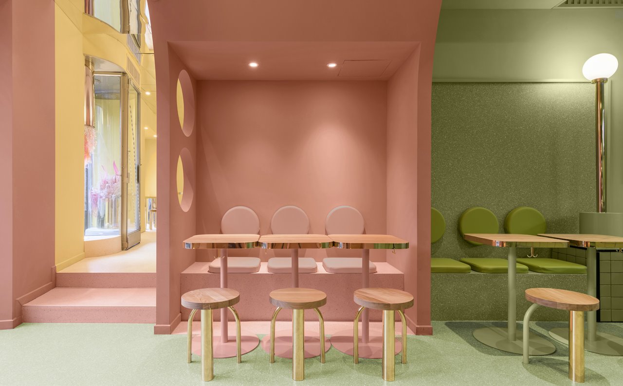 Con sus reservados a todo color, la nueva hamburguesería Bun del barrio de Brera de Milán invita a disfrutar de una hamburguesa en un ambiente lleno de optimismo. 