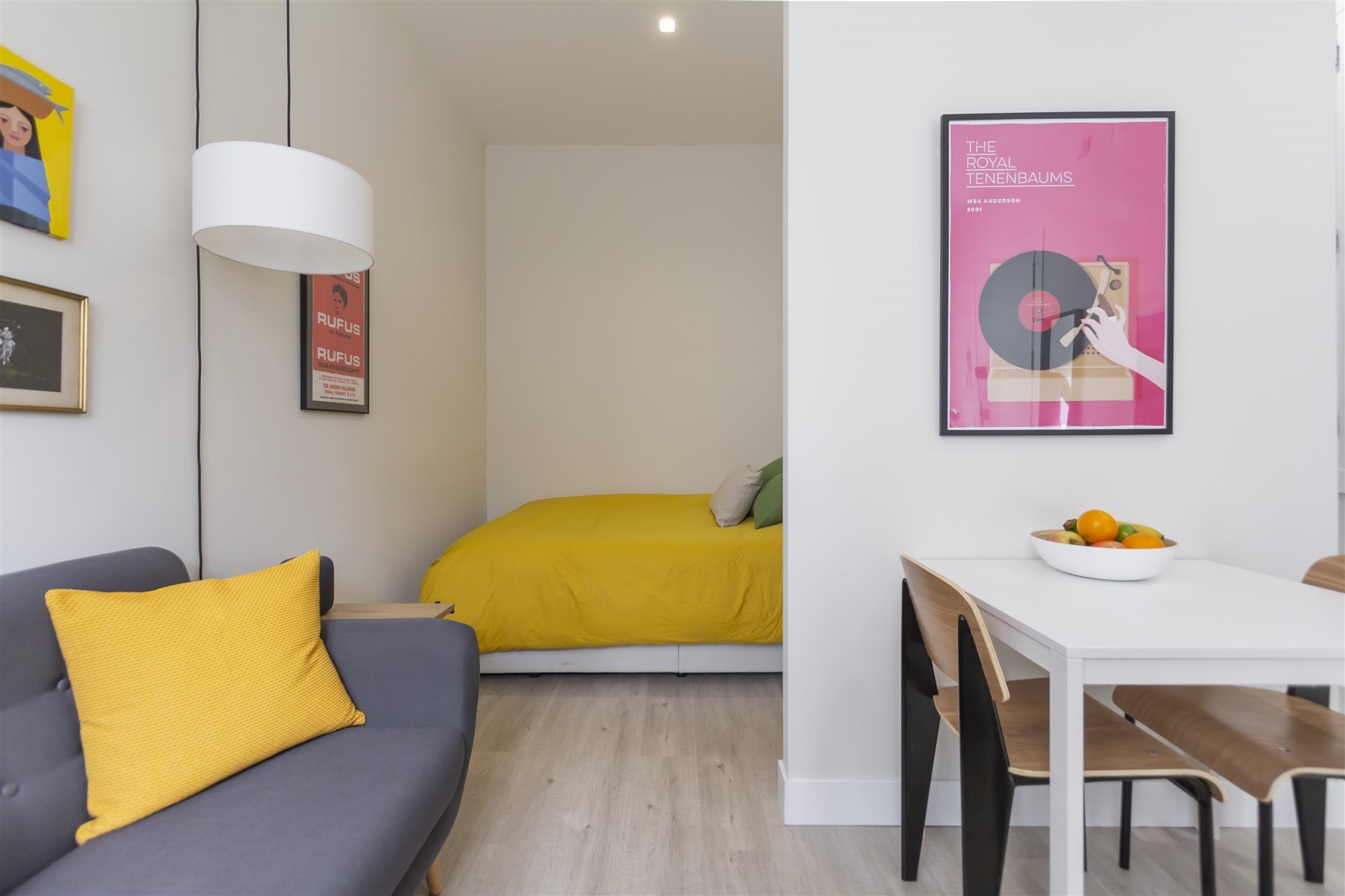 1sofa y cama amarillo estudio en madrid