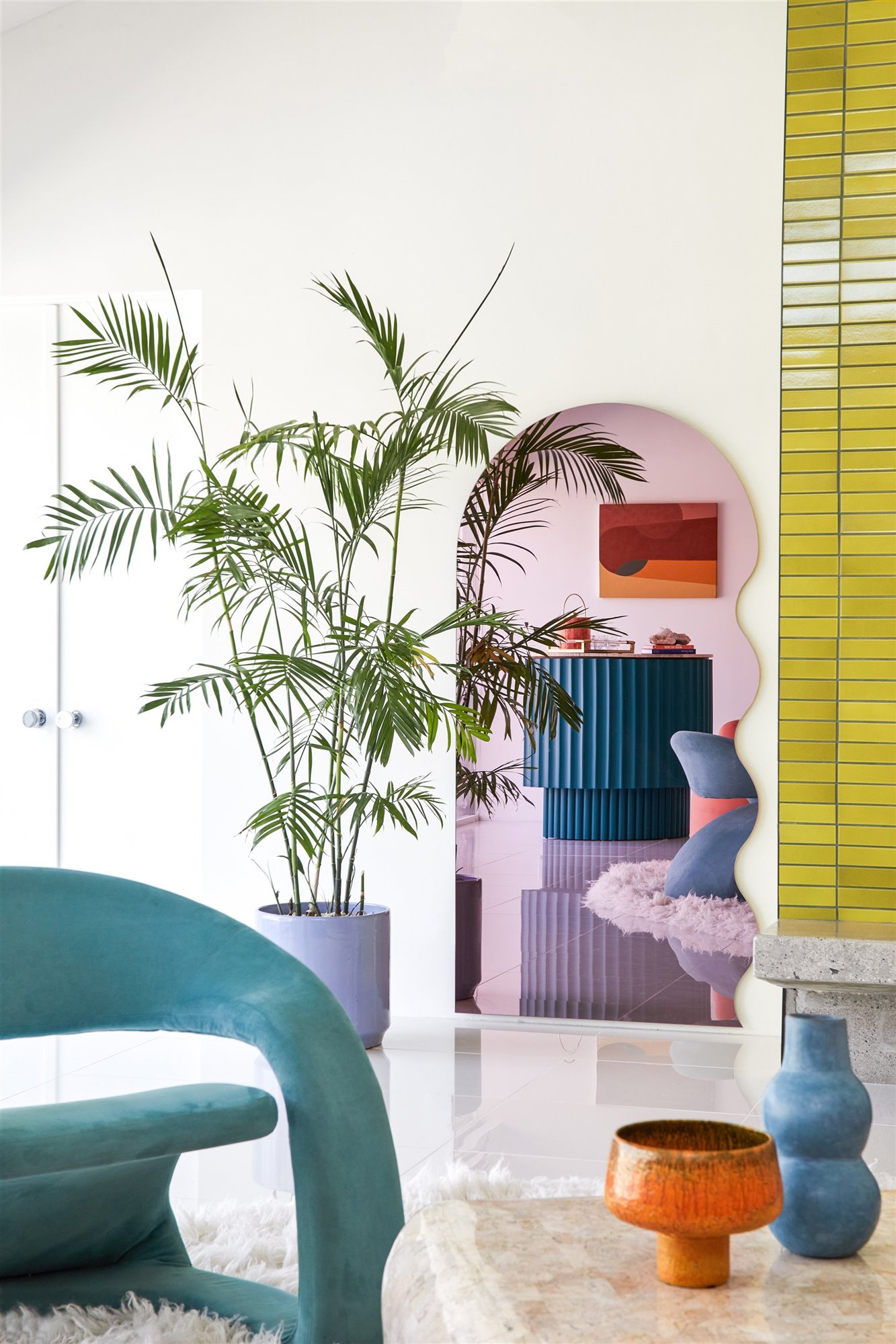 Espejo curvo, libro House of Joy Gestalten