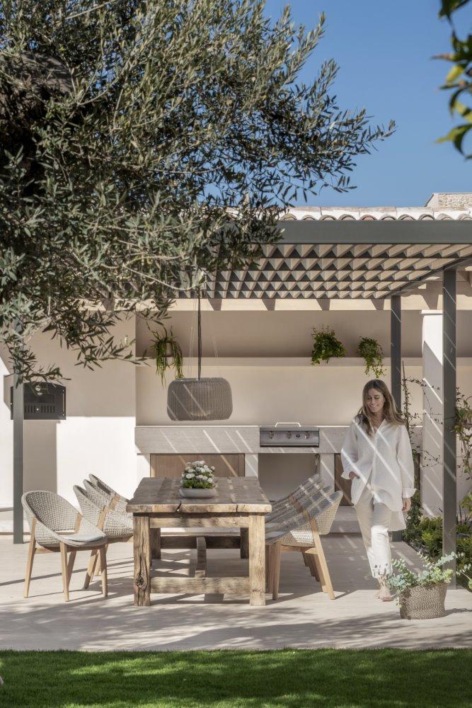 sa buganvil·lia terraza balear rincón comedor exterior