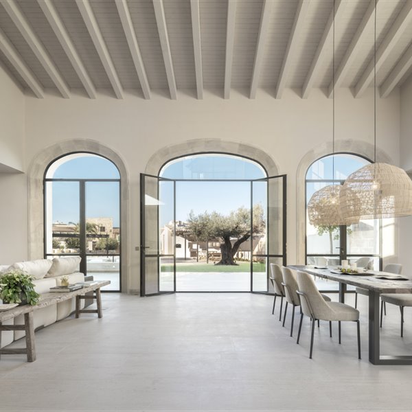 Una casa en Mallorca inspirada en la belleza auténtica del wabi-sabi japonés