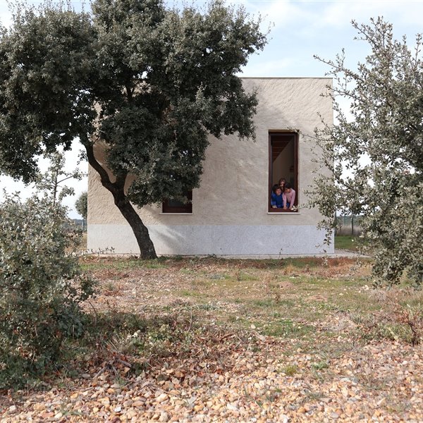 Una original casa unifamiliar en el campo de Salamanca para una nueva generación