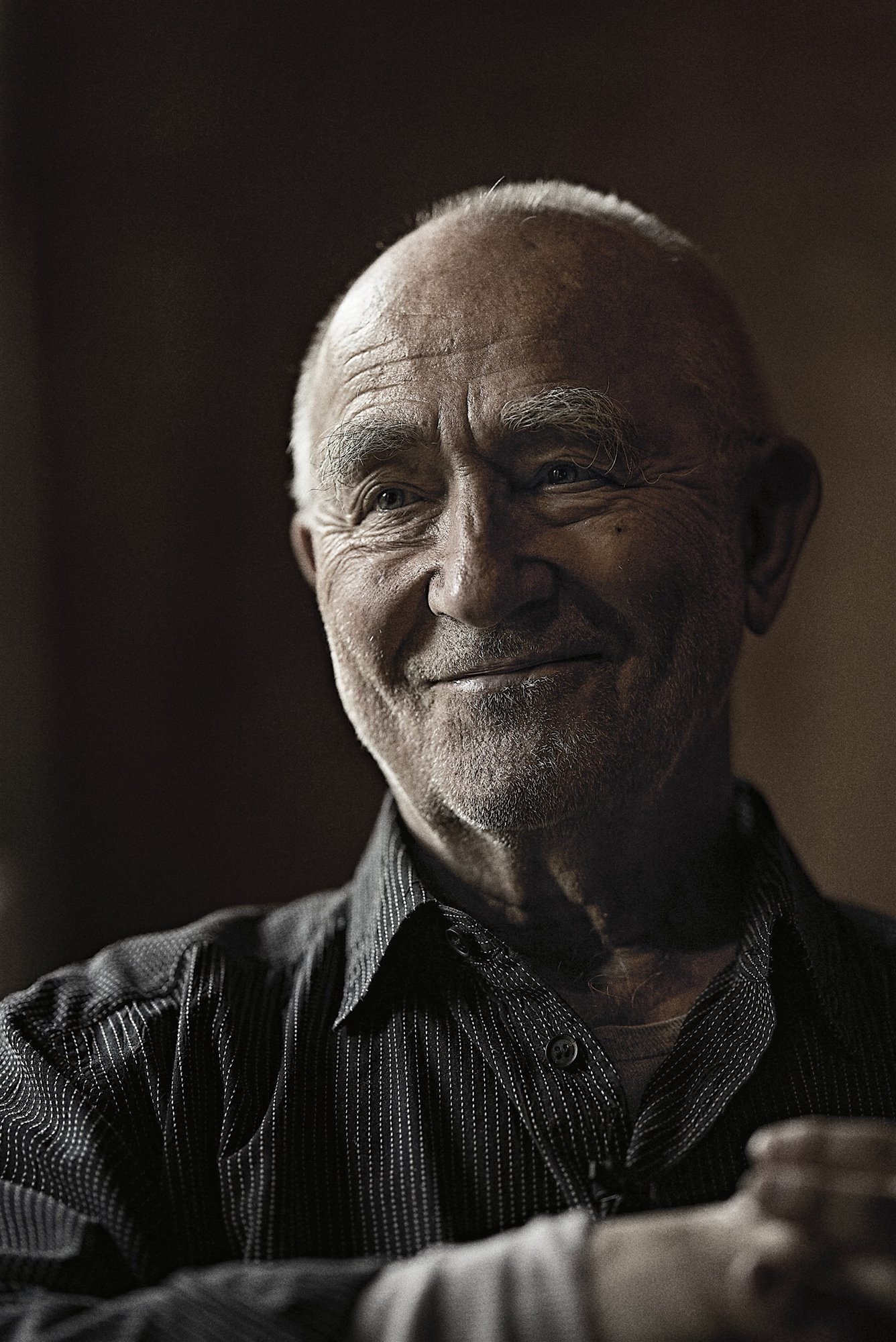Retrato del arquitecto Peter Zumthor