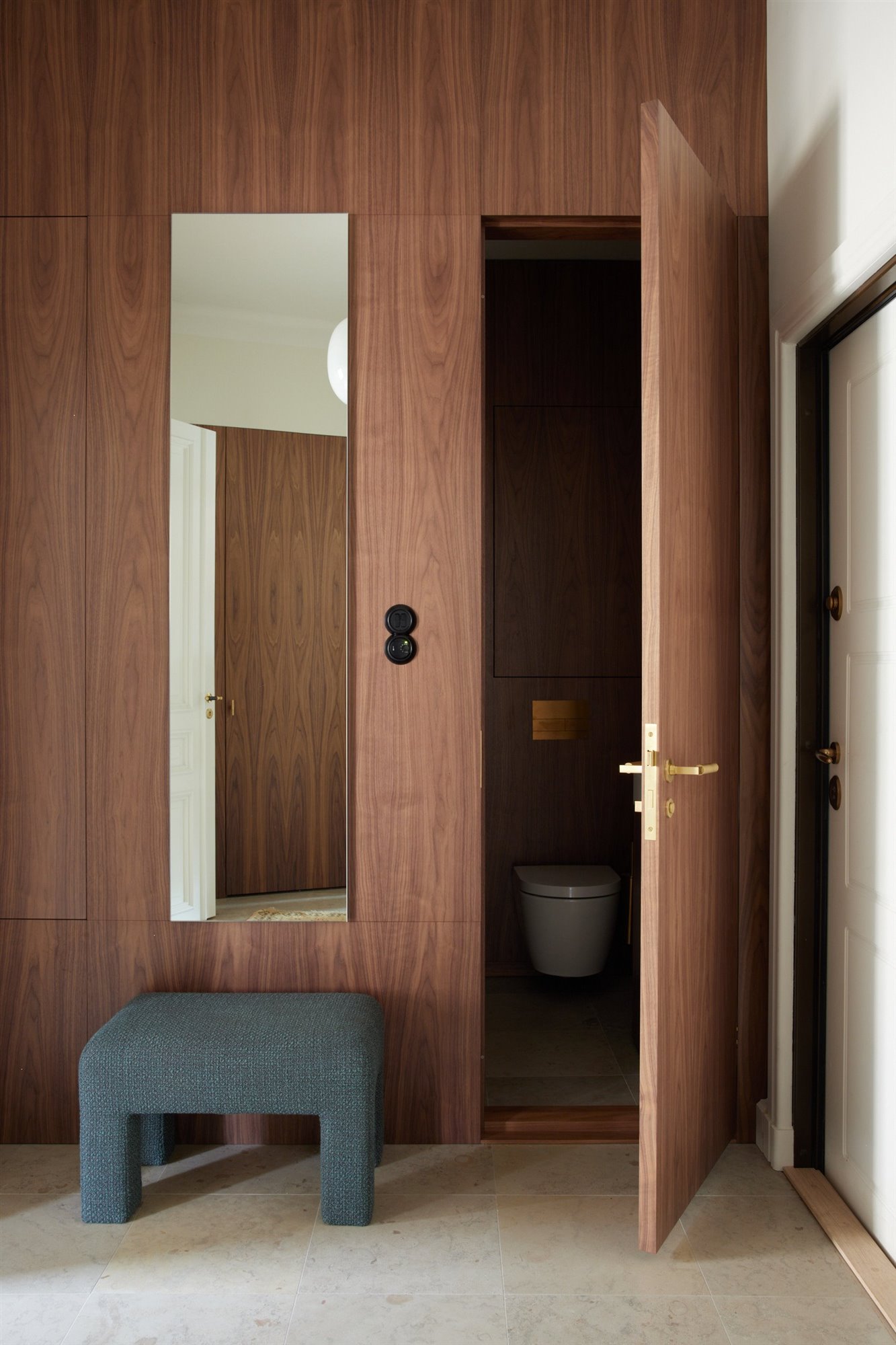 Vestidor madera casa suecia