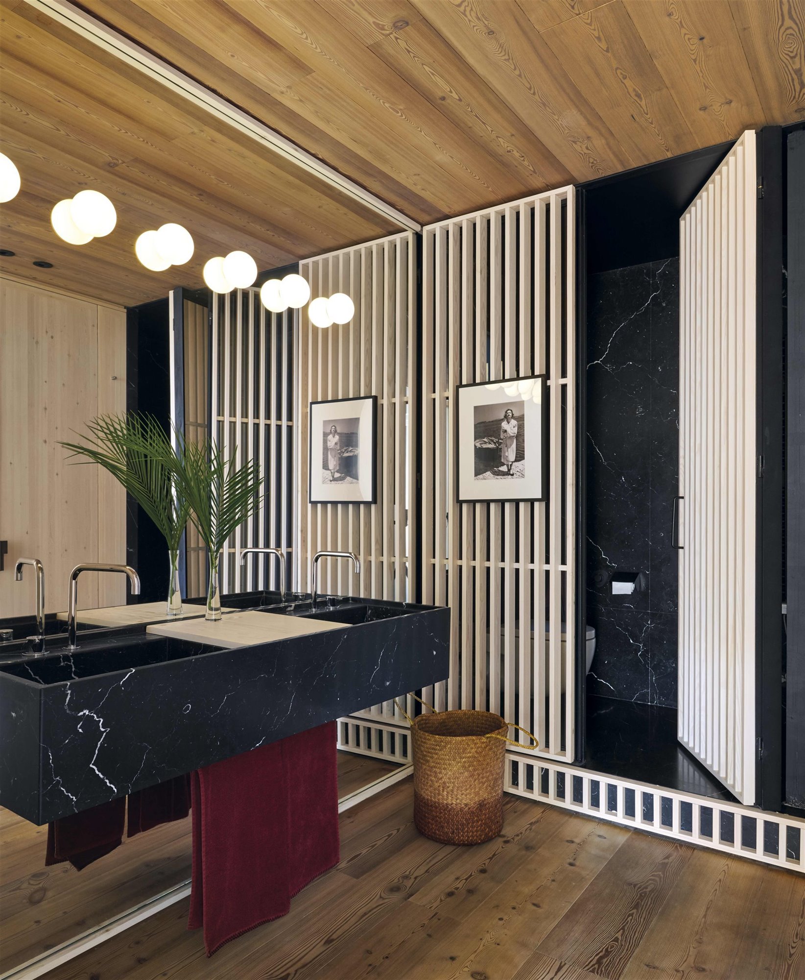 bergnes de las casas baño negro y blanco