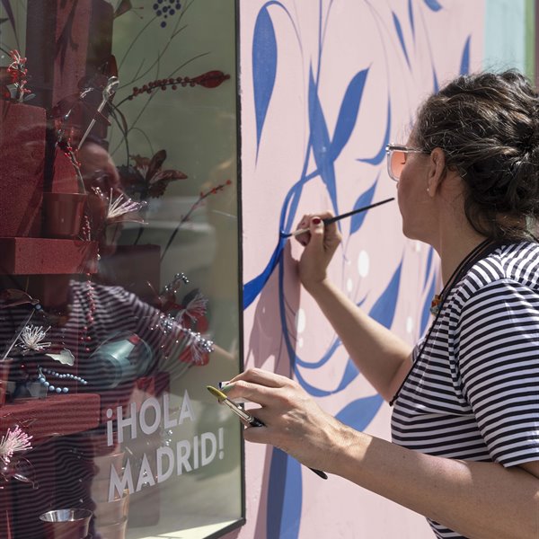 El arte y el café de Nespresso se abren paso en la Gran Vía madrileña
