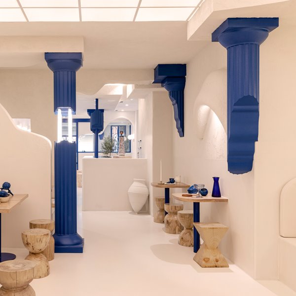 El restaurante griego más moderno no está en Mykonos, está en Valencia