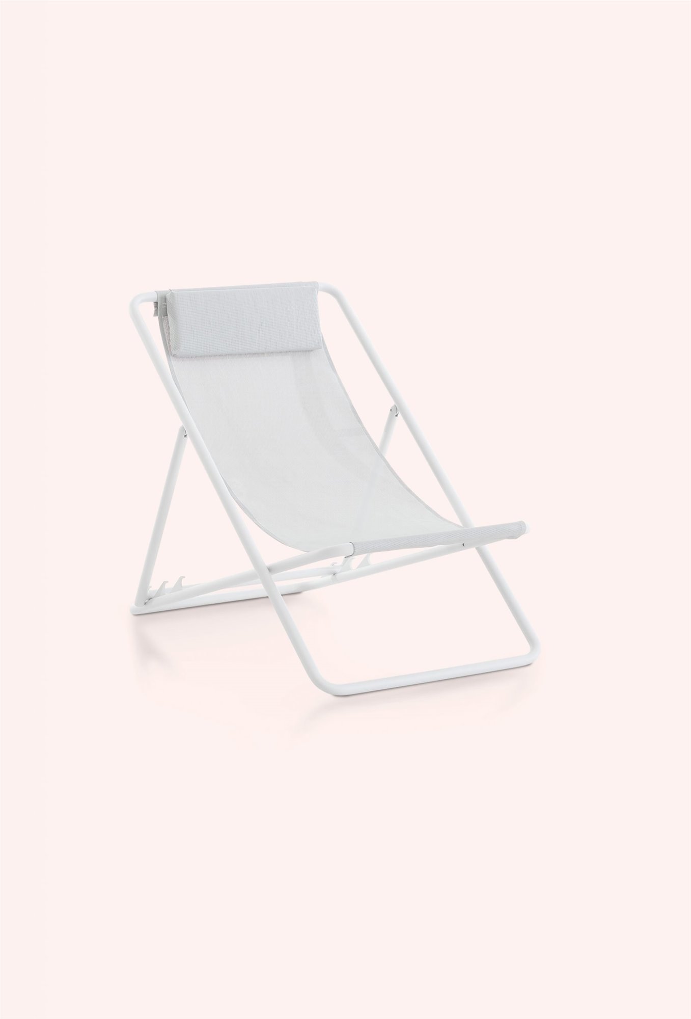trip-deckchair-45-white-scaled