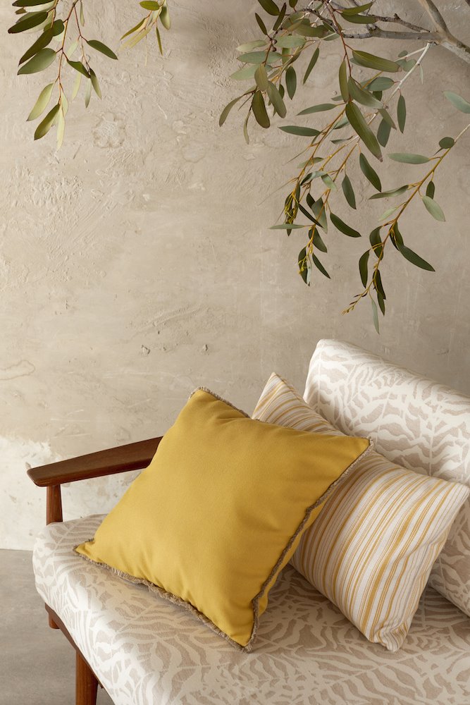 Mueble con telas de la colección Bahia, Mezzo, Foutah e Ikebana de Sunbrella®.