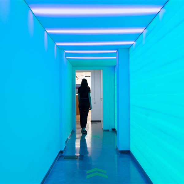 ¡Y se hizo la luz! Entramos en el nuevo Lighting Lab de Faro Barcelona 