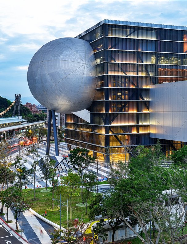Un espectacular globo preside el nuevo proyecto de OMA en Taipei