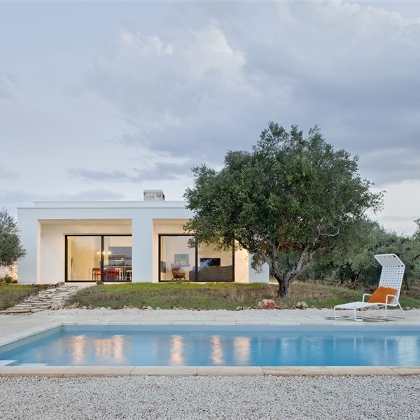 En esta casa de vacaciones entre olivares el tiempo pasa más lento 