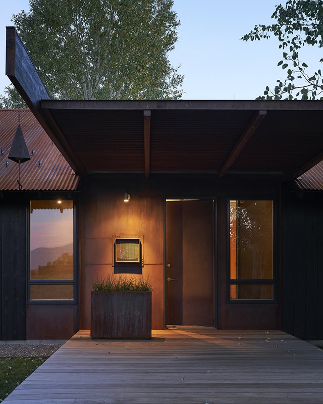 Logan Pavilion KS 01 lr