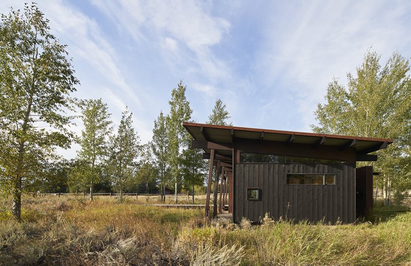 Logan Pavilion KS 06 lr