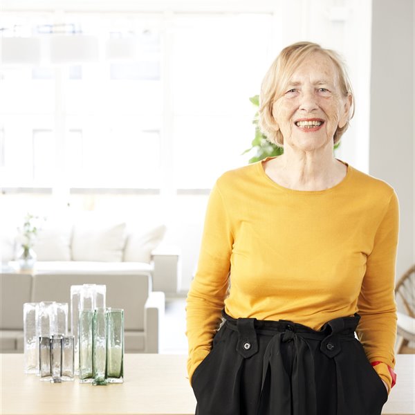 La diseñadora Bodil Kjaer acaba de cumplir 90 años y sigue siendo la más moderna