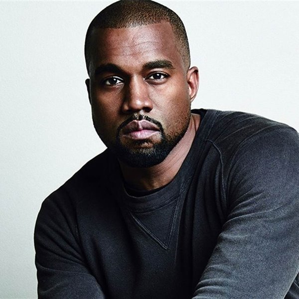 Kanye West quiere que guardes el envoltorio de tu hamburguesa de McDonalds