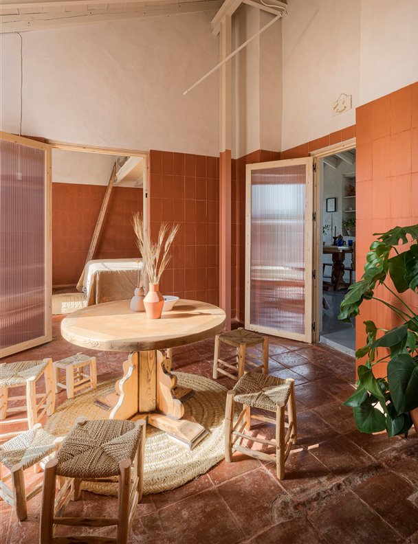 La increíble transformación de una vivienda tradicional de jornaleros en Málaga