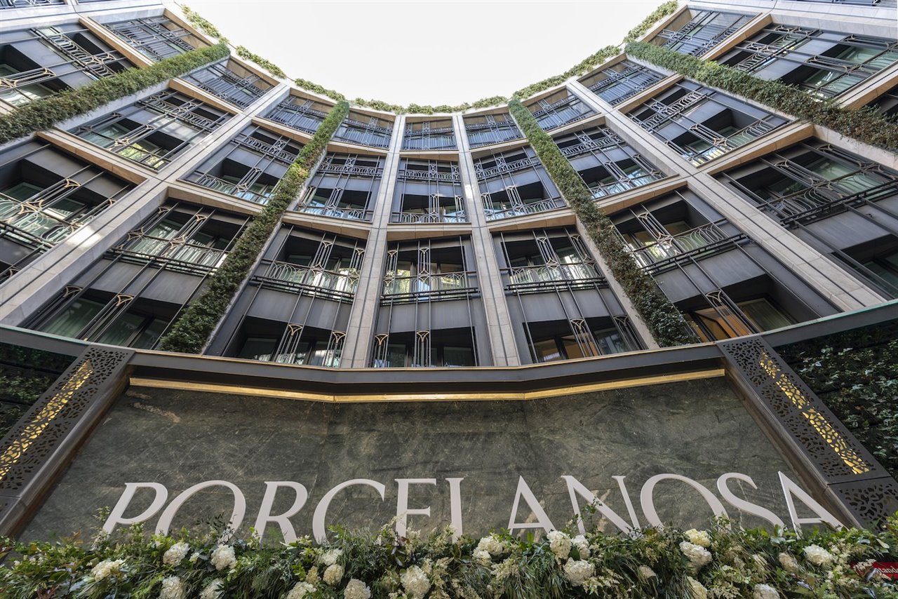 El hotel Four Seasons acogió la ceremonia de entrega de los XIII Premios Porcelanosa.