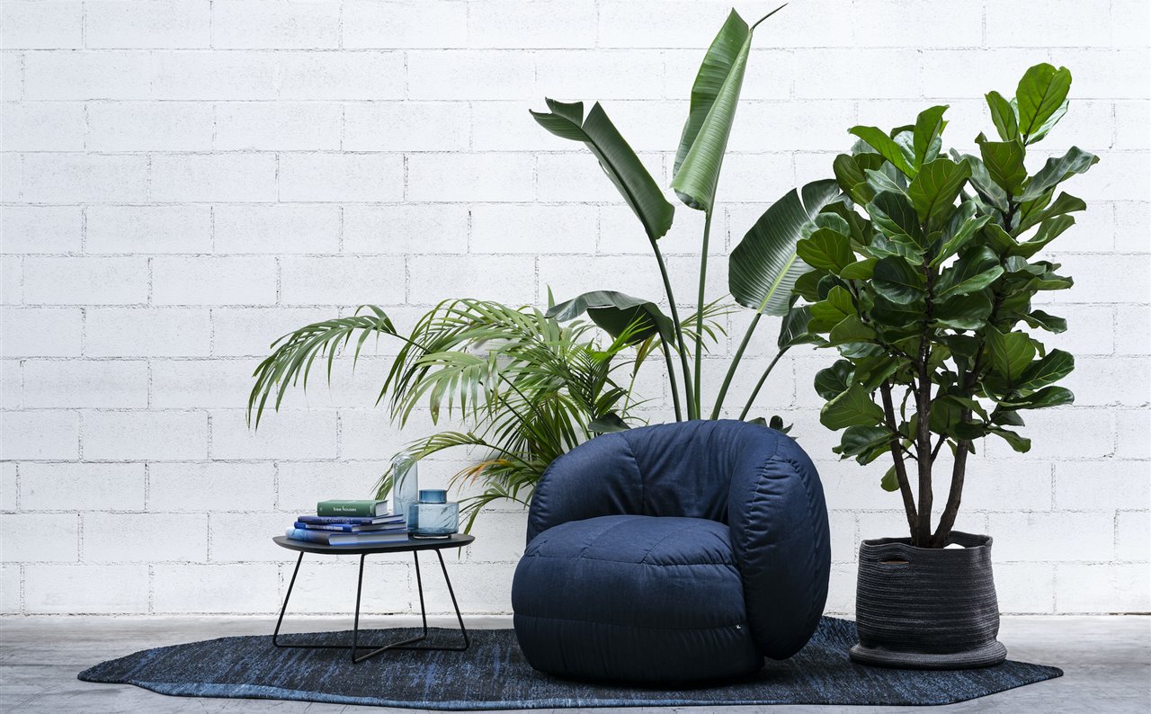 La Connubia Reef by Levi's® se ha presentado en la Milan Design Week y mezcla sostenibilidad y vanguardia. 