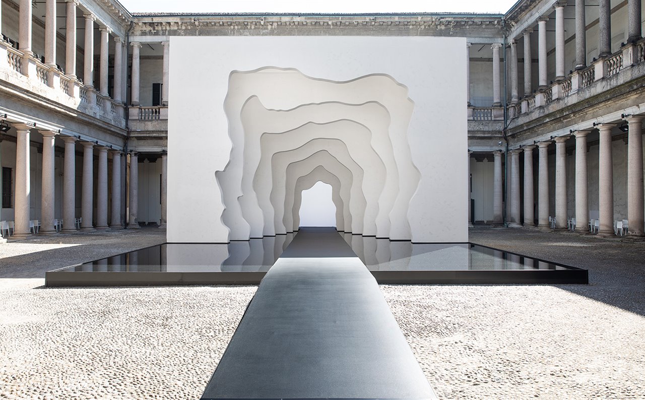 La instalación de 3D "Divided Layers" se encuentra en el Palazzo del Senato