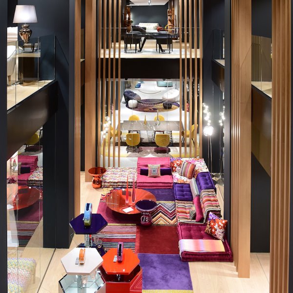 Entramos en el nuevo y espectacular showroom de Roche Bobois en Milán