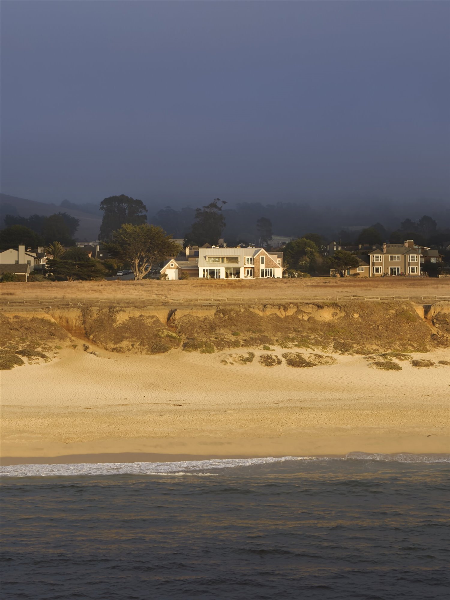 01 Coastal Retreat D0121