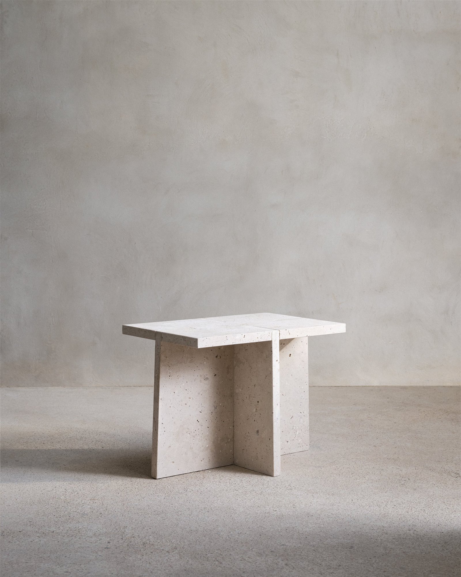 mesita campaspero Zara Home