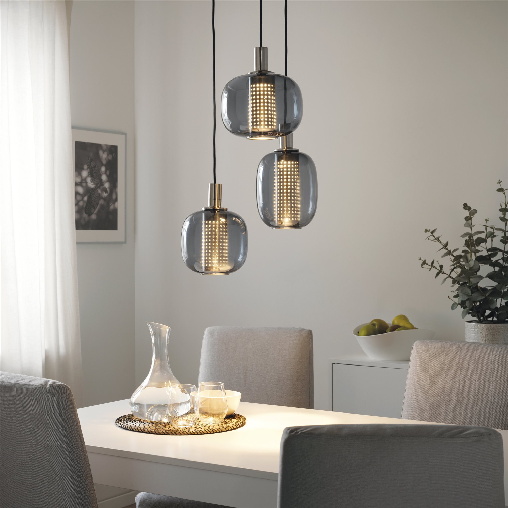 lámpara de techo de cristal gris con tubo de metal 