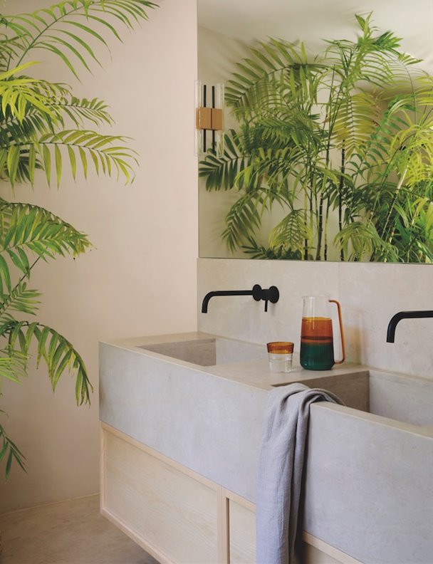 Cuando las plantas son protagonistas: 10 casas de Arquitectura y Diseño con un efecto selvático