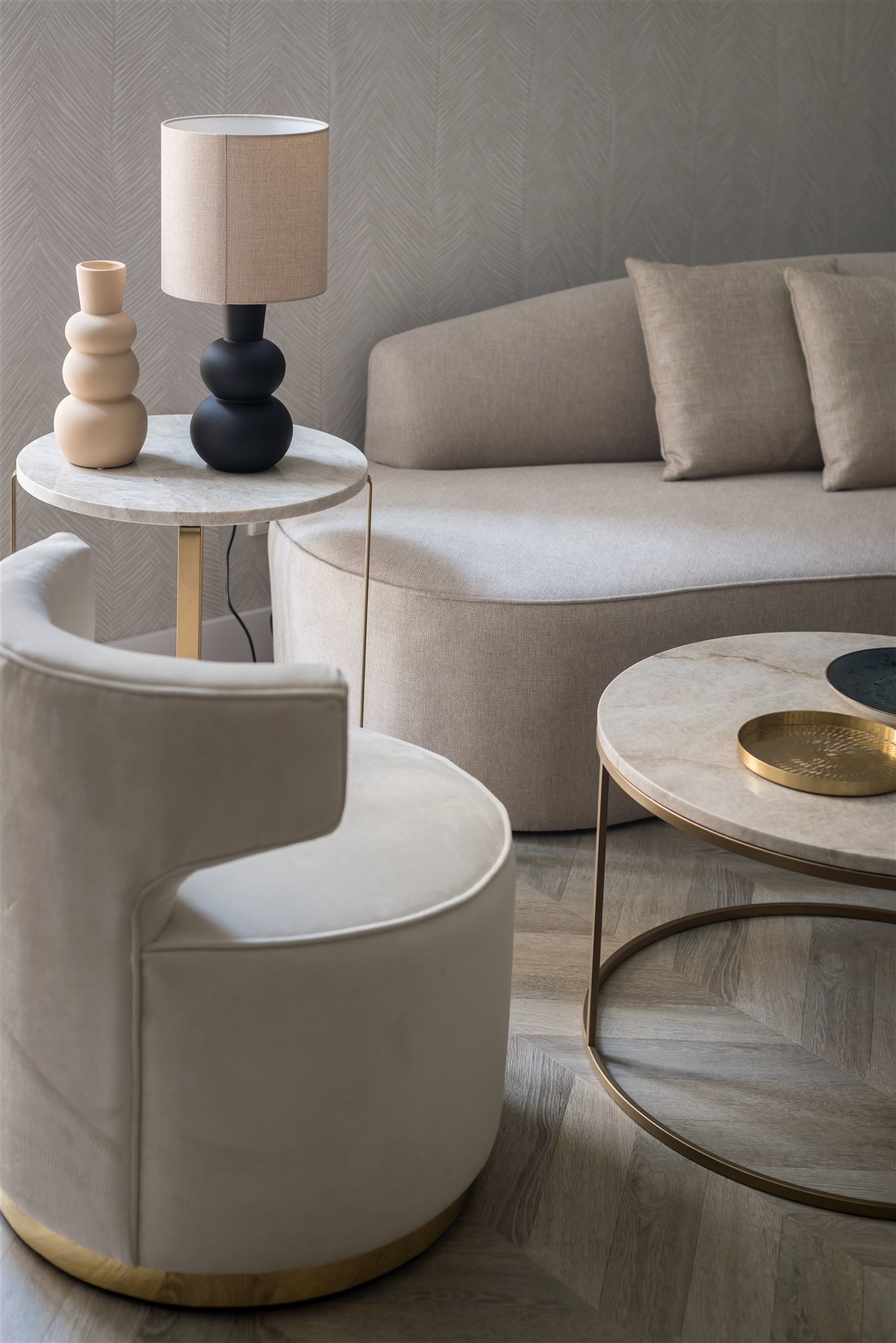 En el interiorismo no falta la curva, una de las tendencias dominantes del momento.