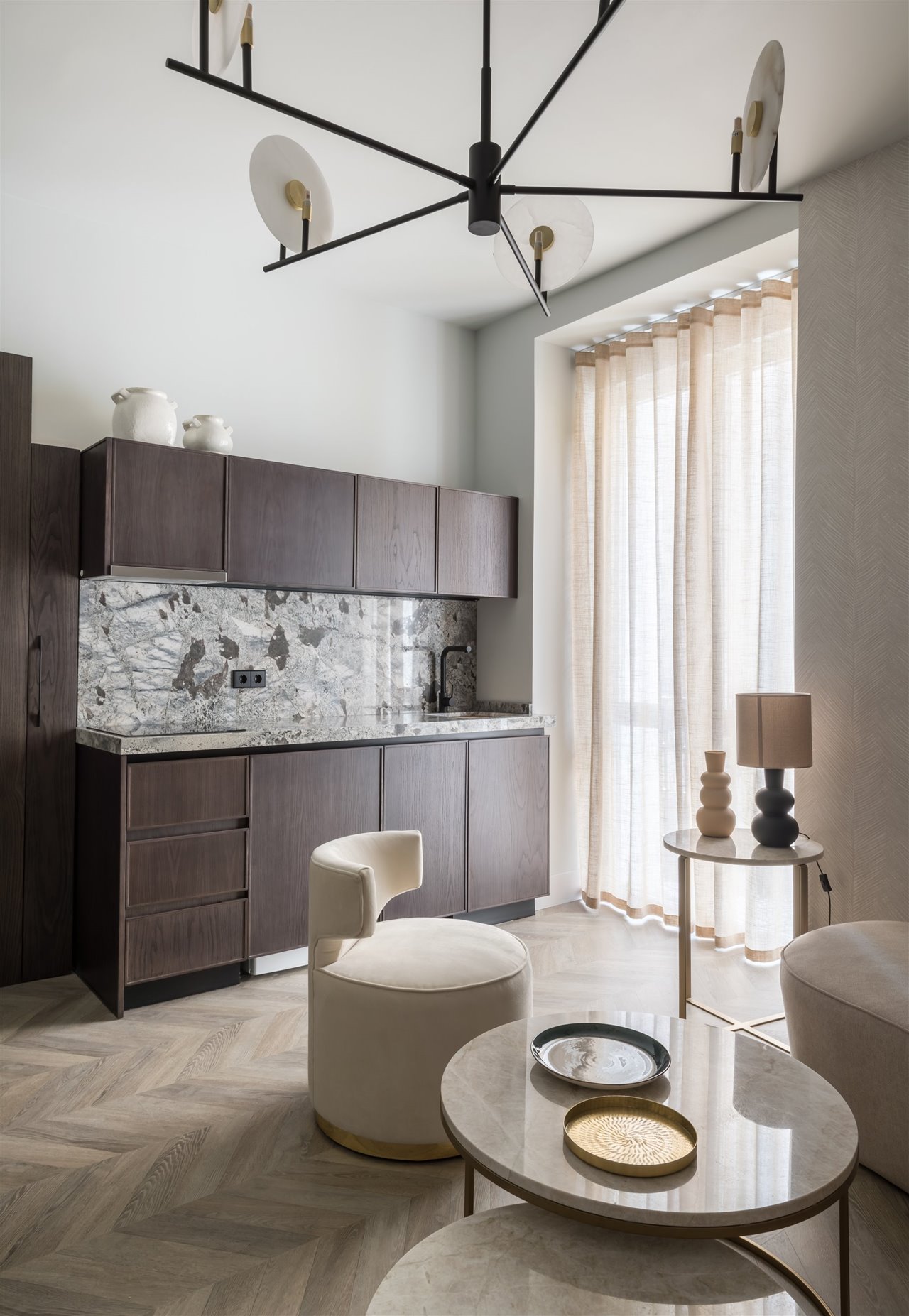 Los apartamentos tienen la cocina abierta al salón.