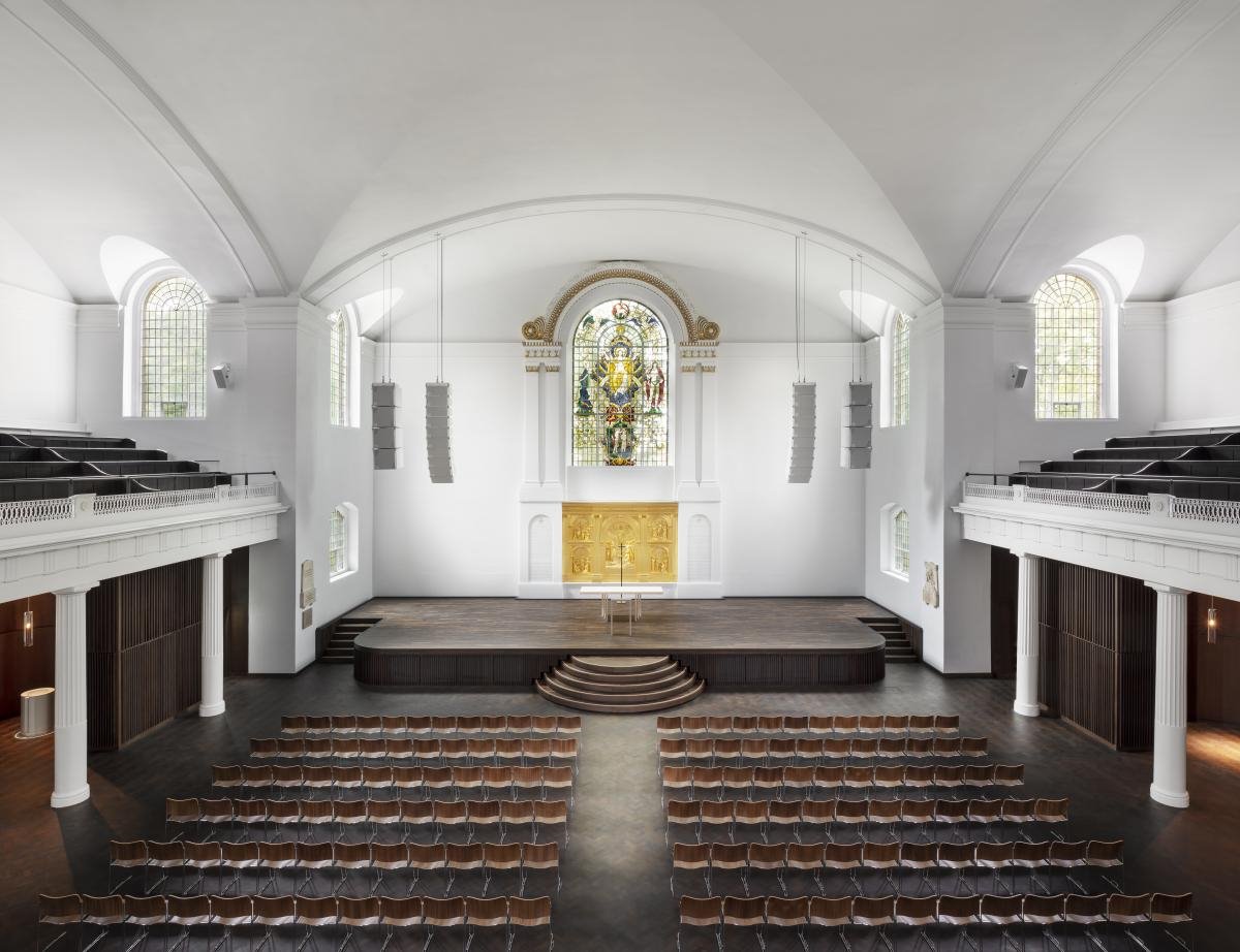 iglesia St John de Hackney Londres altar dorado y vidriera