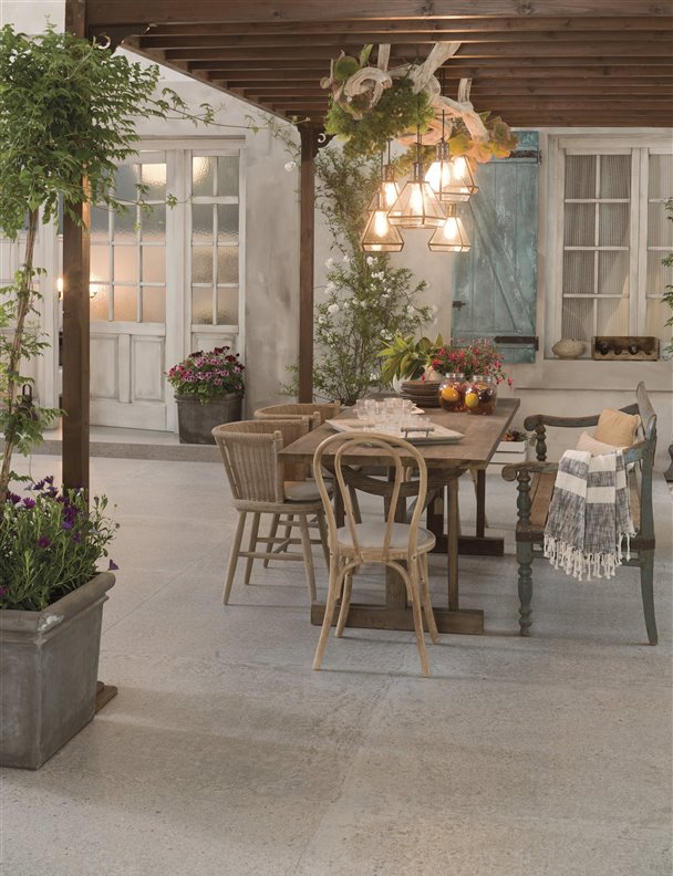 Porcelanosa nos traslada a la Provenza con sus colecciones más naturales