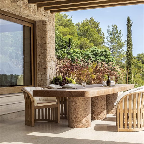 Esta casa aislada en las montañas de Ibiza es el refugio que necesitamos