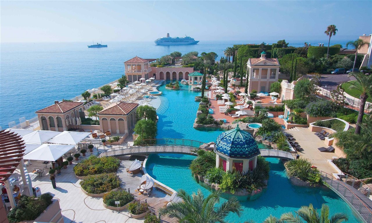 Monte Carlo Bay Resort.