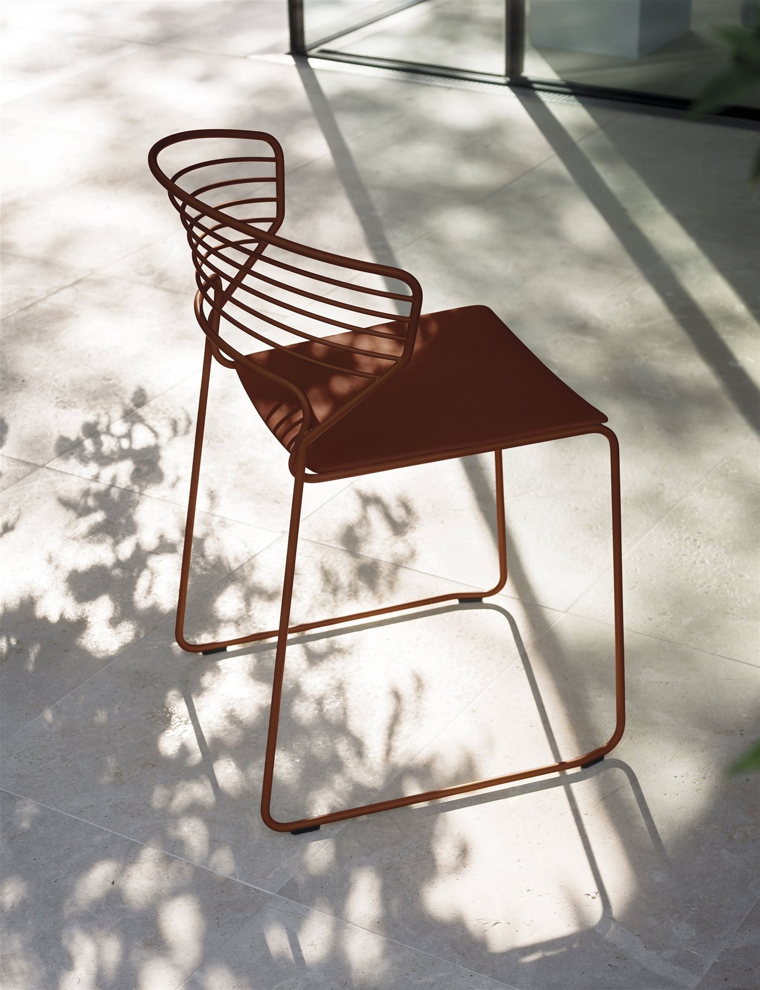 silla exterior roja