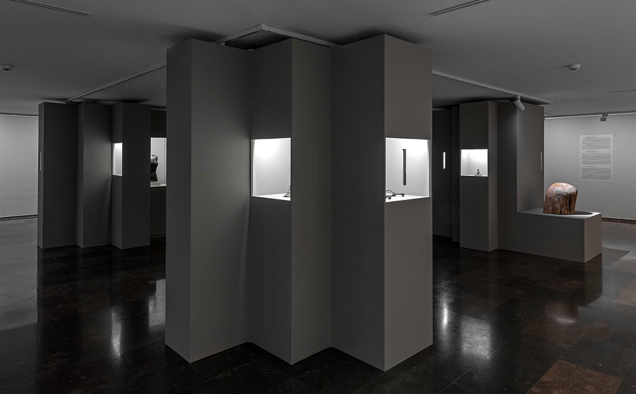 La exposición "Mar Arza. A pesar / A saber / A tientas" se puede visitar en el IVAM hasta el 16 de octubre.