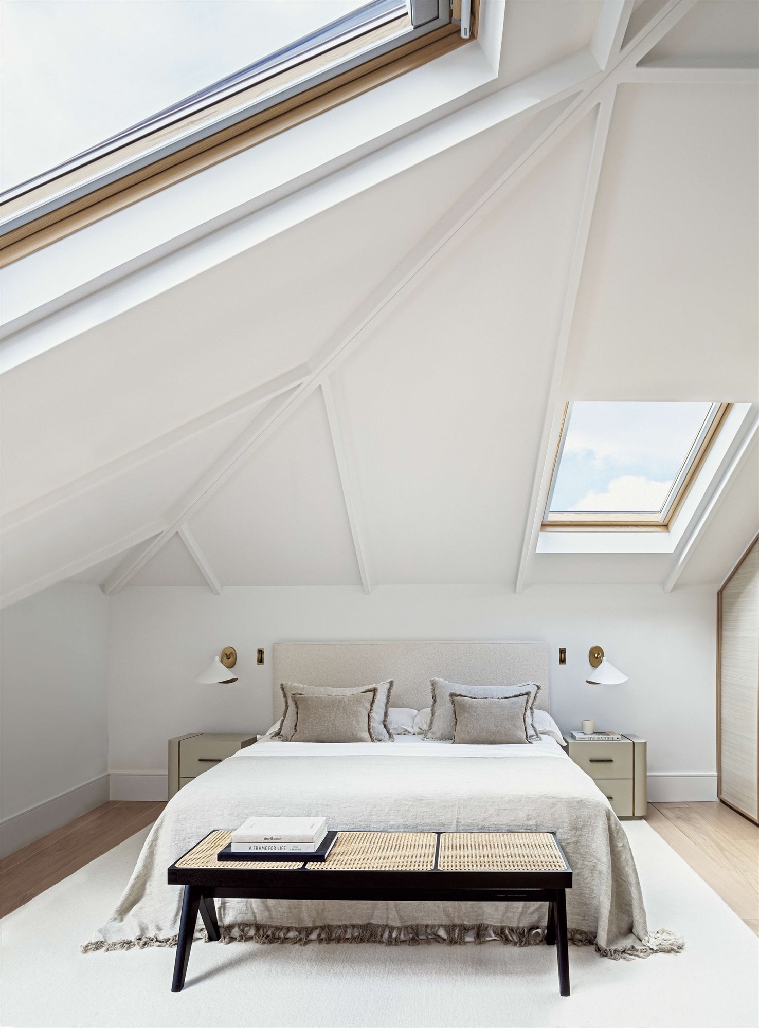 Casa Helena Canovas dormitorio