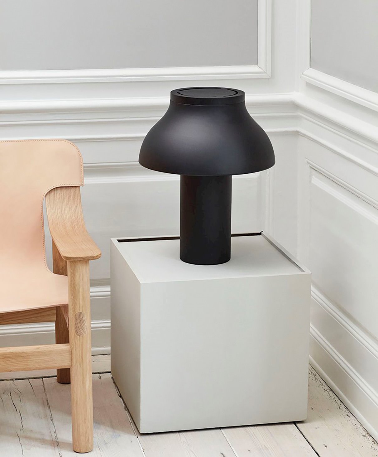 lampara pc-table-lamp 910x1100 brandmodel
