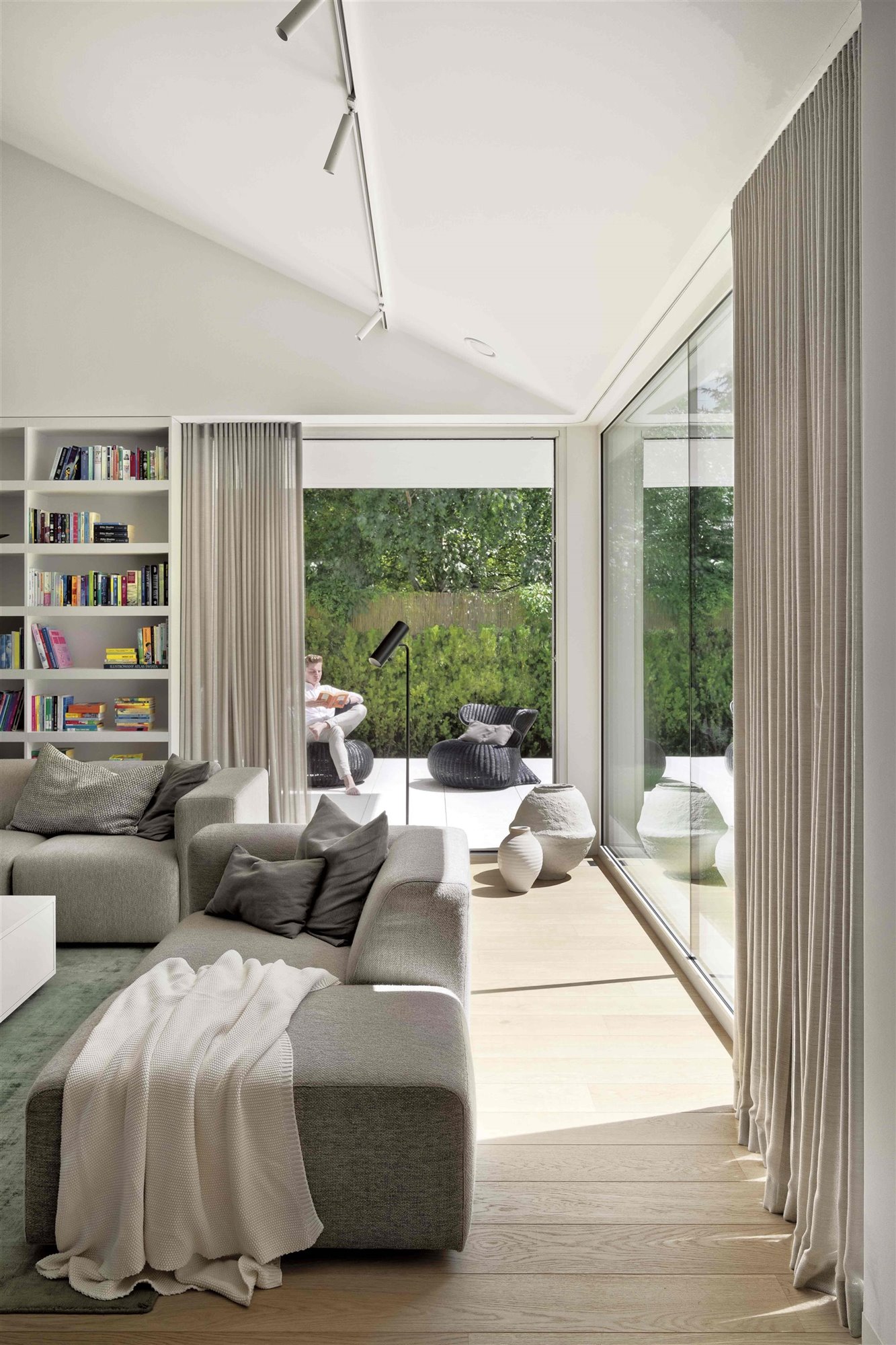 Casa Blanca en Polonia ventanas