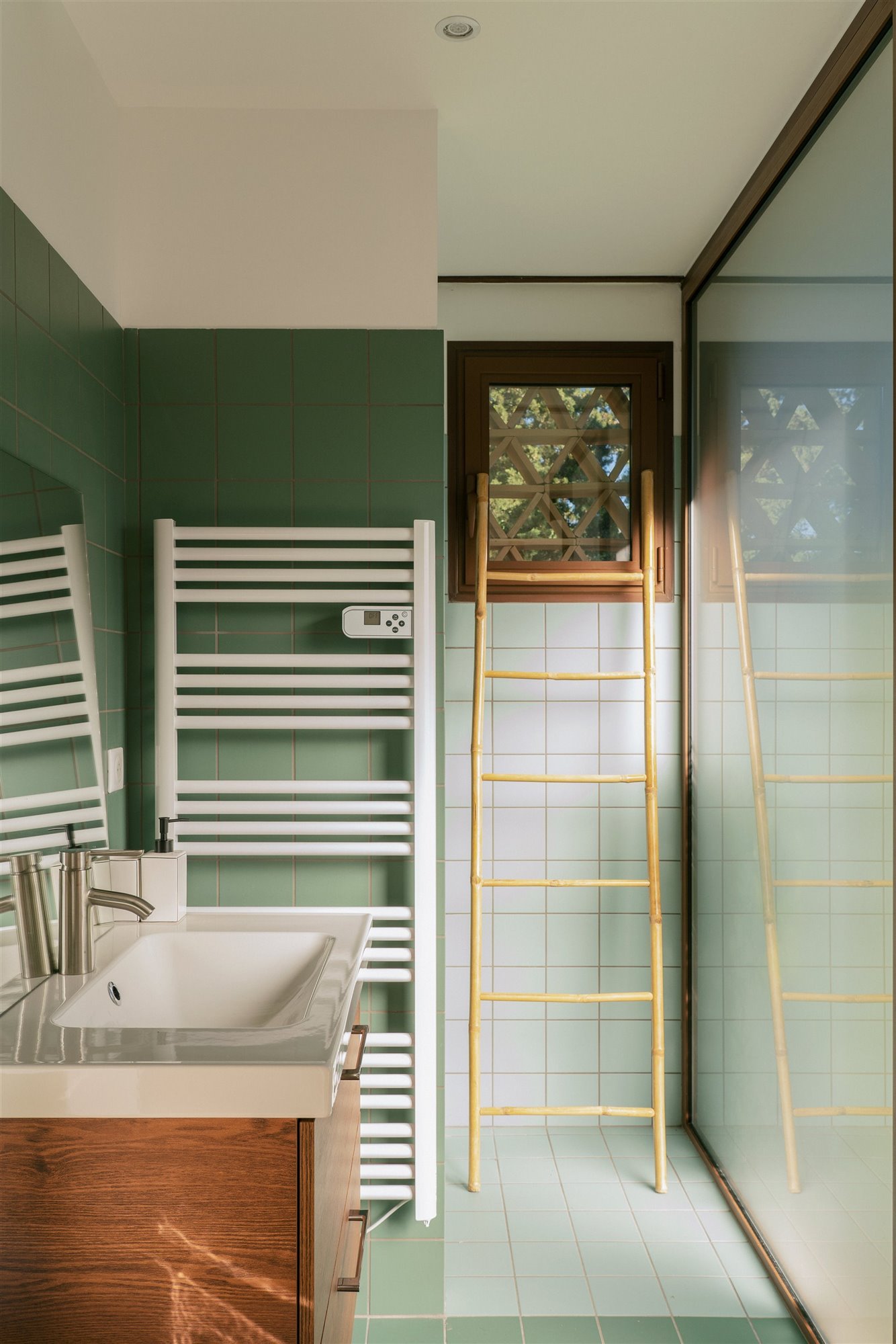 De casita a casa tamaño XXL en la Provenza baño