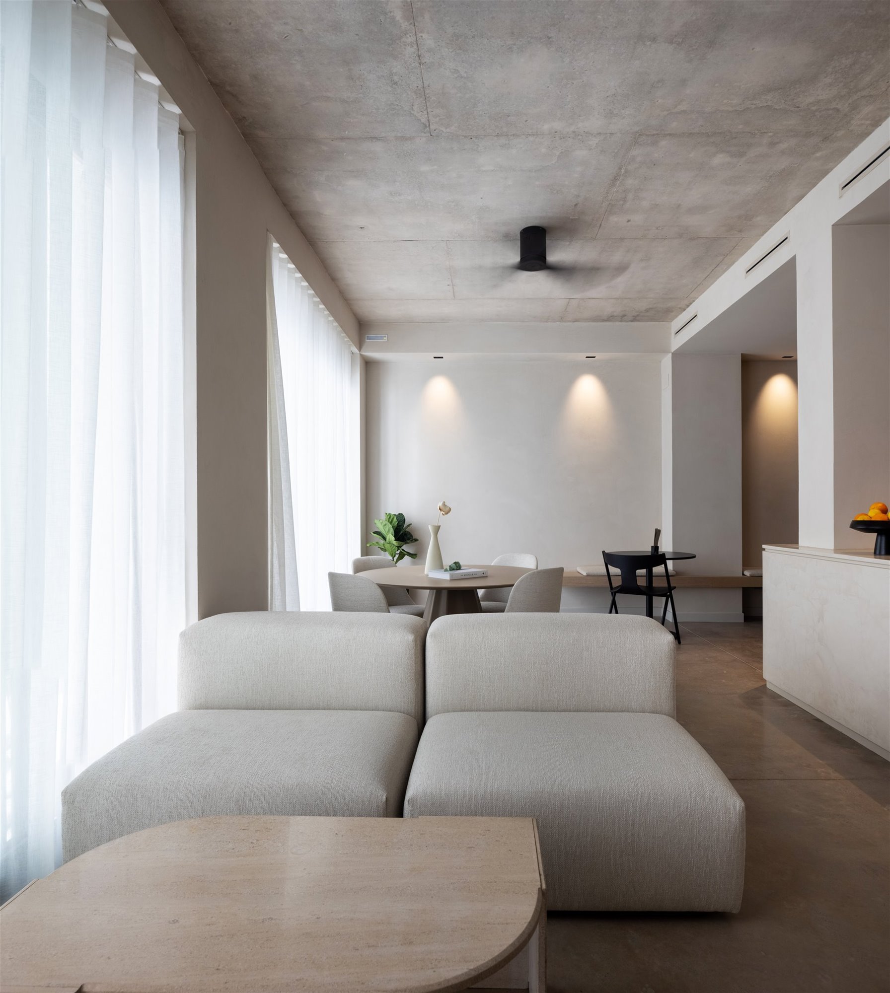 Yours Hotel en Valencia lobby