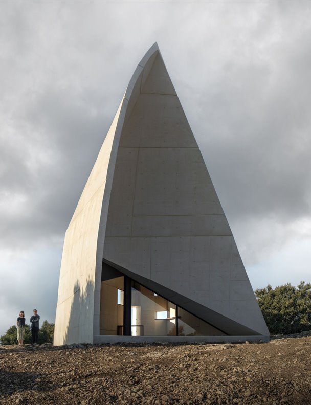Estos espacios fúnebres han sido diseñados por los mejores arquitectos