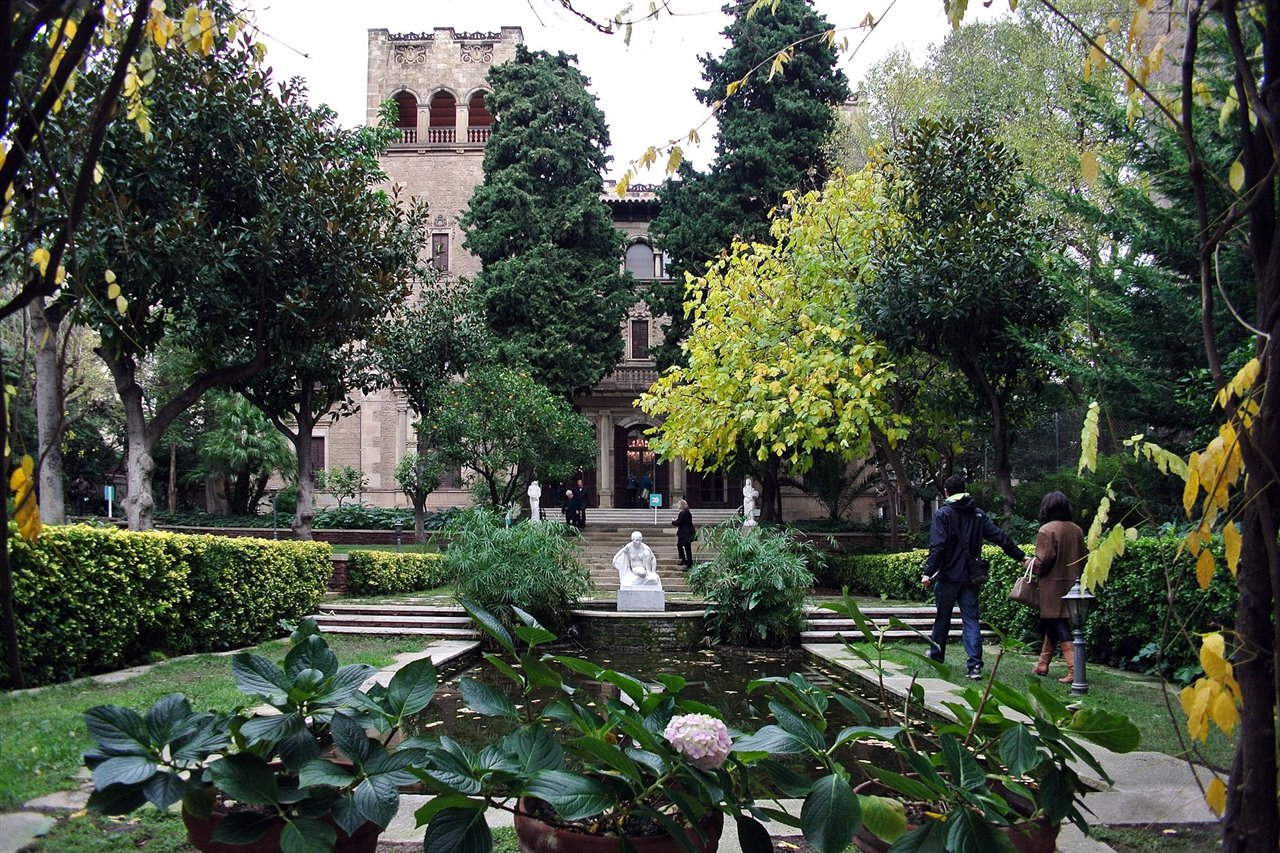 Ante la expectativa creada, la Fundación se podrá visitar el sábado y el domingo de 10 a 19 h.
