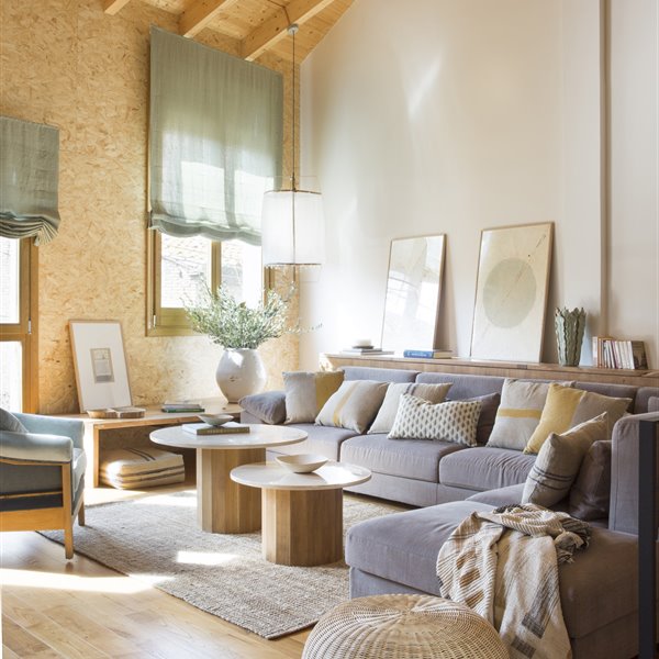 Una casa moderna que no consume nada de energía en Sant Feliu