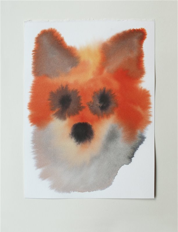 El artista que pinta sobre papel mojado animales en libertad