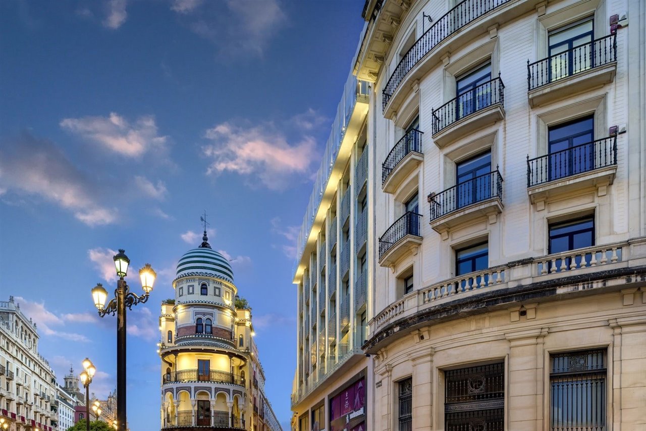 El Hotel Querencia en Sevilla ganó en la categoría de instalaciones de más de 200 kW de potencia.