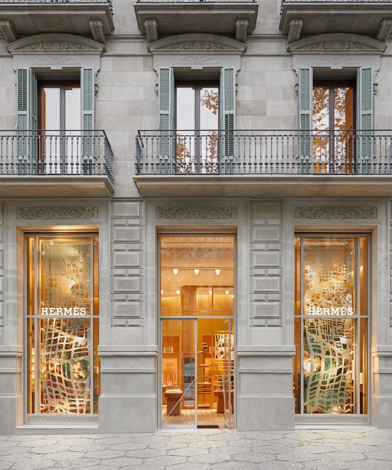 La fachada del nuevo local, ubicado en el Paseo de Gràcia