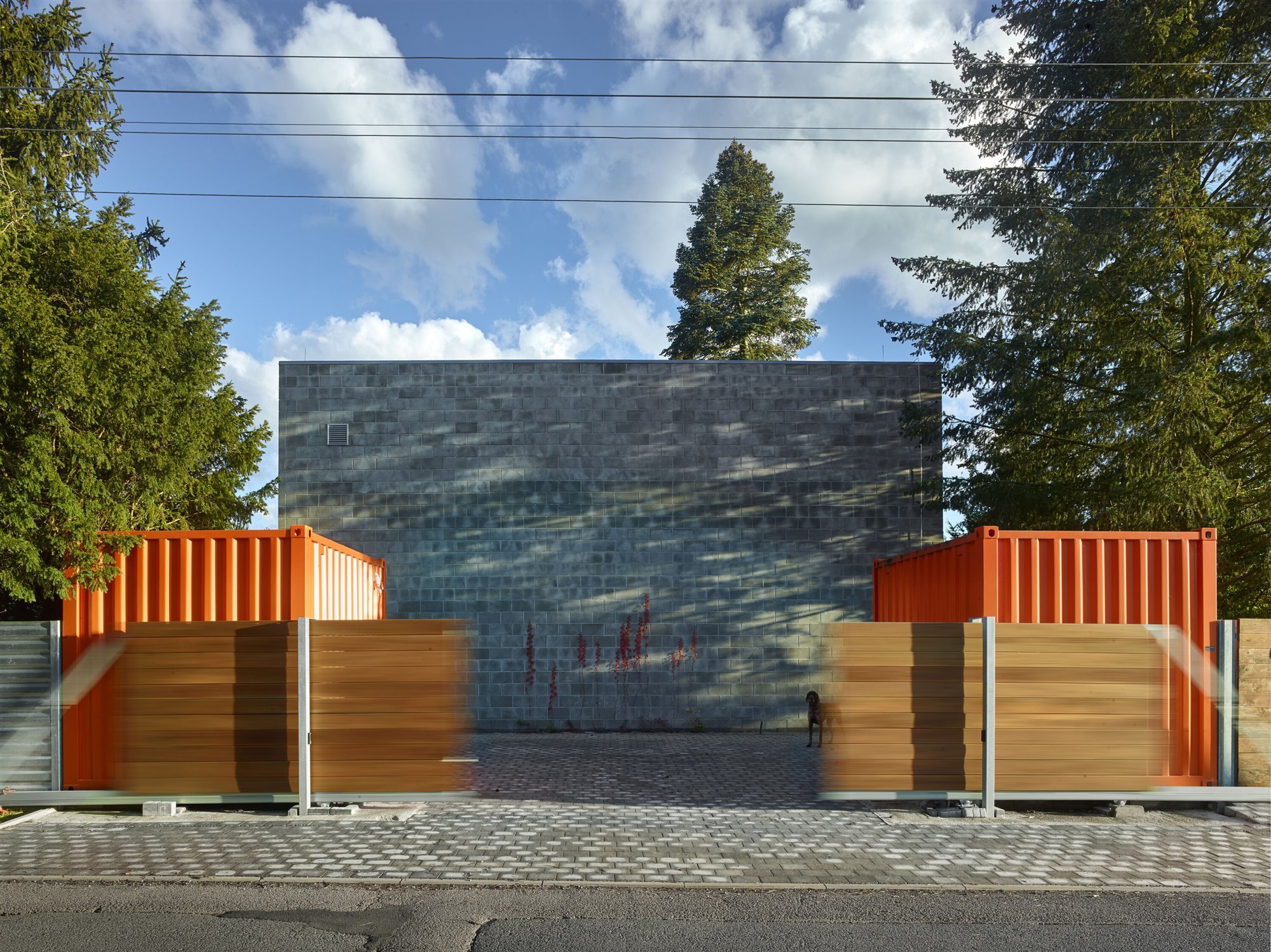 stempel-tesar-house-that-open-up-to-the-sun-filip-slapal-01