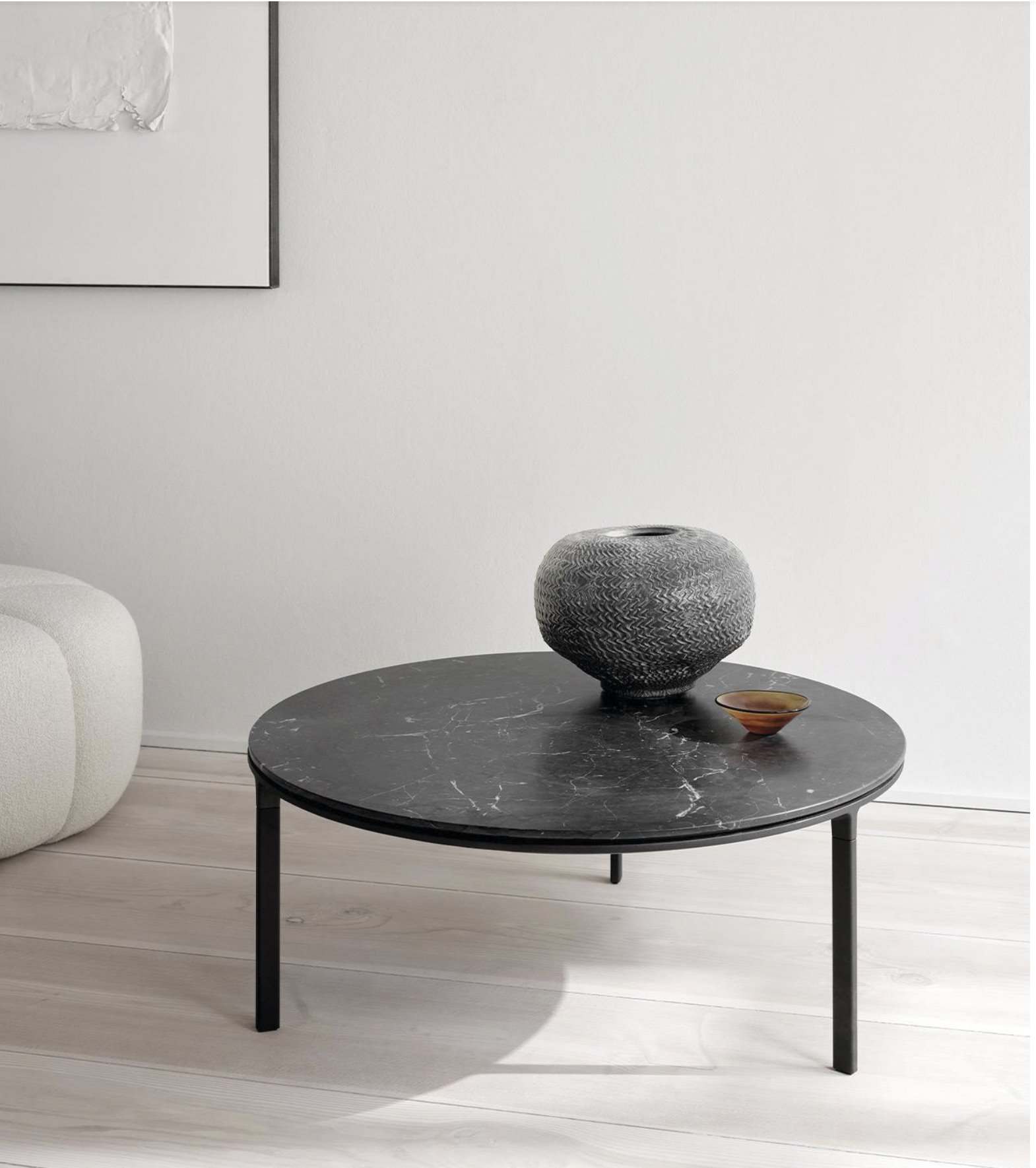 Vipp-425-coffee-table